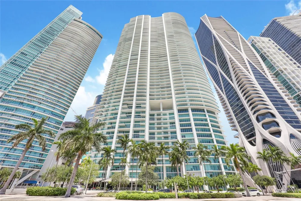 900 Biscayne Blvd #3007 Miami, FL 33132