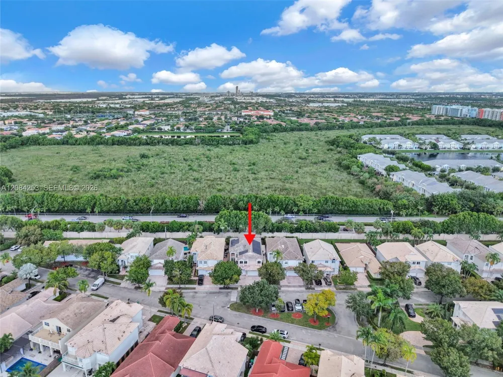 10957 NW 73rd Ter Doral, FL 33178
