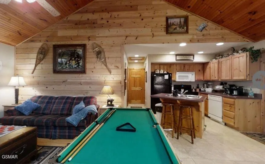 335 Greenwood Way Pigeon Forge, TN 37863