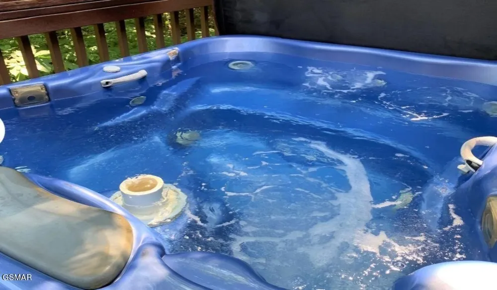 335 Greenwood Way Pigeon Forge, TN 37863