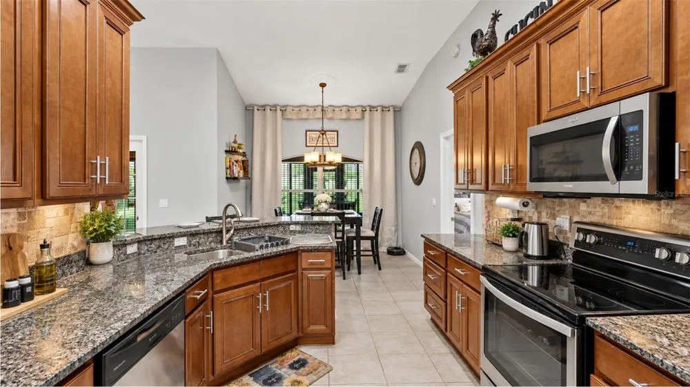 2690 BOND STREET Clermont, FL 34711