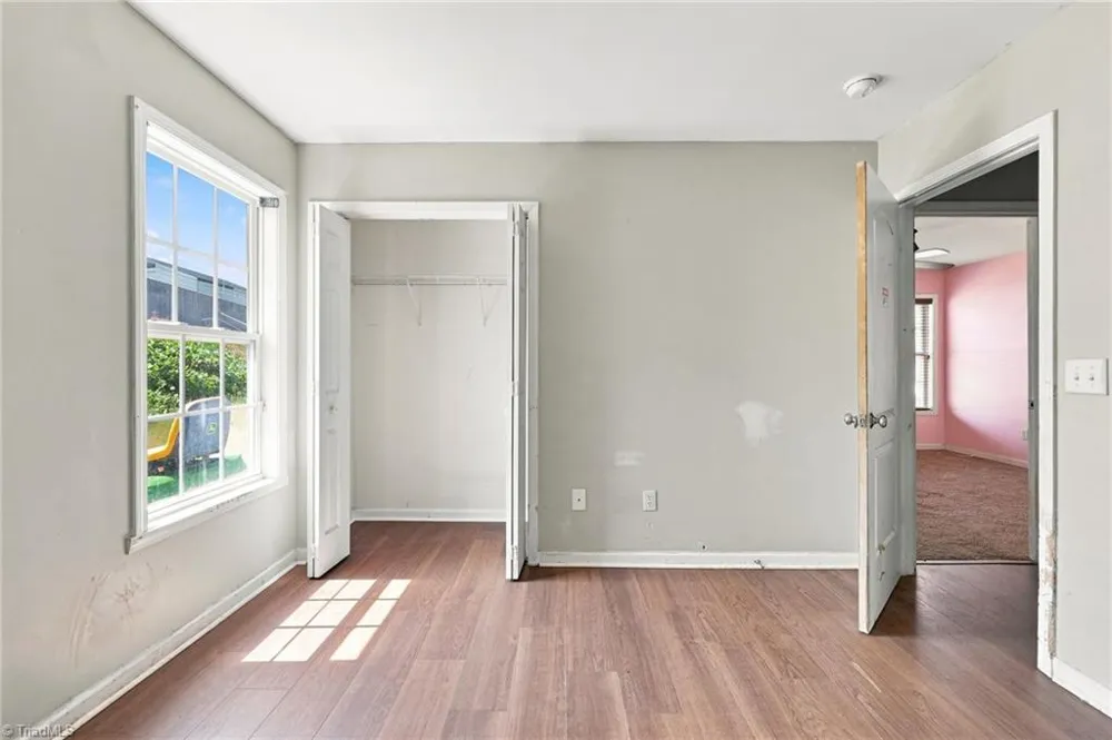 306 Walden Ridge Court Winston-Salem, NC 27127