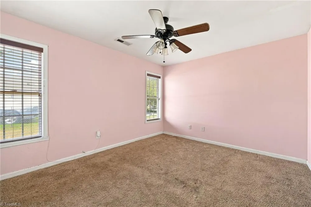 306 Walden Ridge Court Winston-Salem, NC 27127