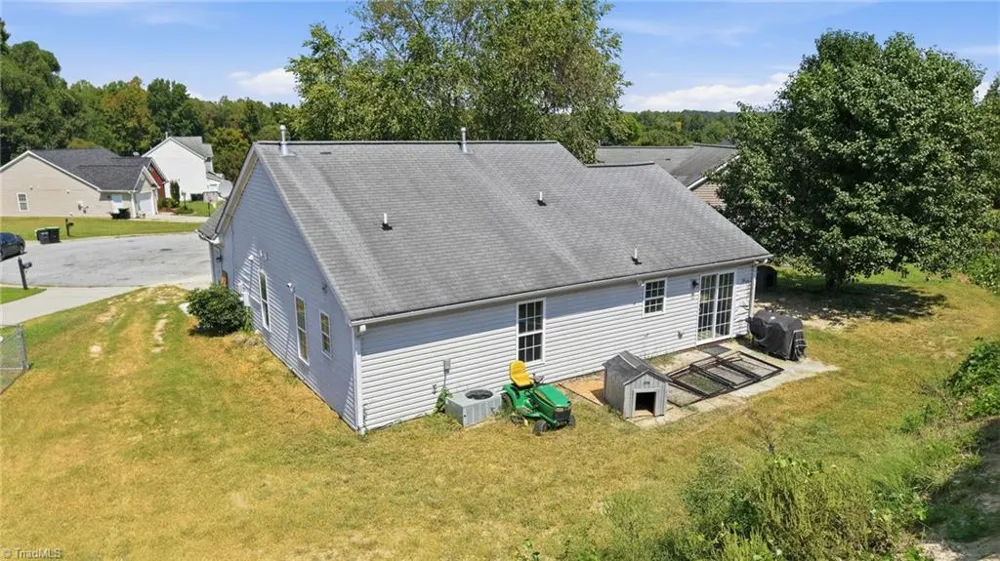 306 Walden Ridge Court Winston-Salem, NC 27127