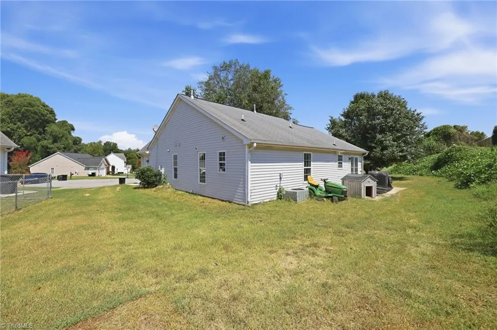 306 Walden Ridge Court Winston-Salem, NC 27127