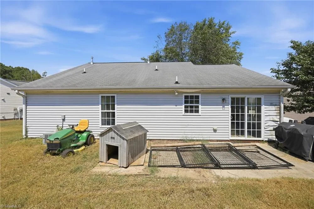 306 Walden Ridge Court Winston-Salem, NC 27127
