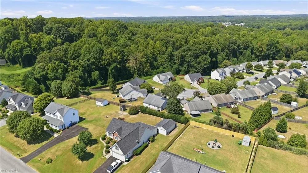 306 Walden Ridge Court Winston-Salem, NC 27127