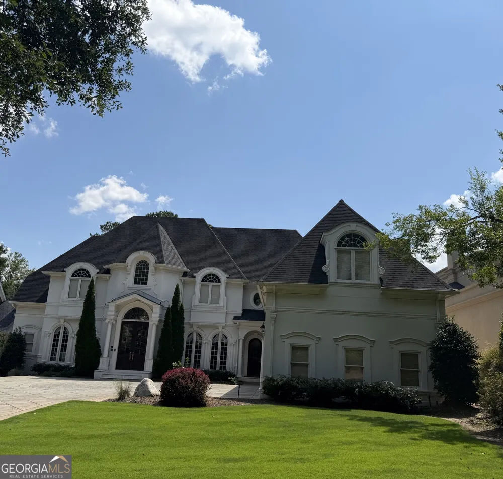 2212 Ascott Valley Trc Johns Creek, GA 30097