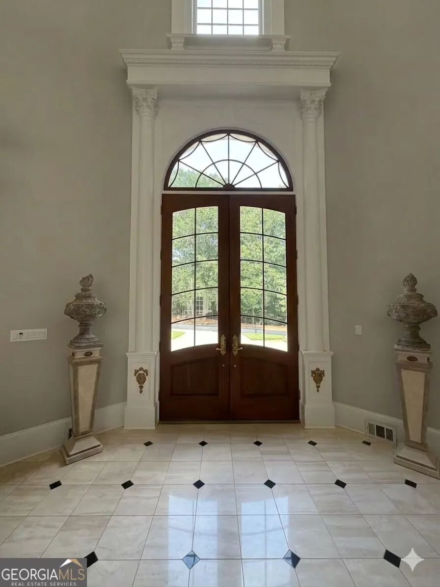 2212 Ascott Valley Trc Johns Creek, GA 30097