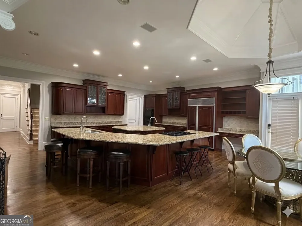 2212 Ascott Valley Trc Johns Creek, GA 30097