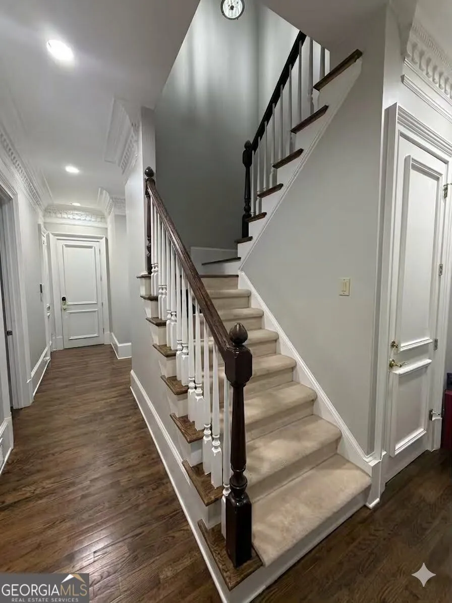 2212 Ascott Valley Trc Johns Creek, GA 30097
