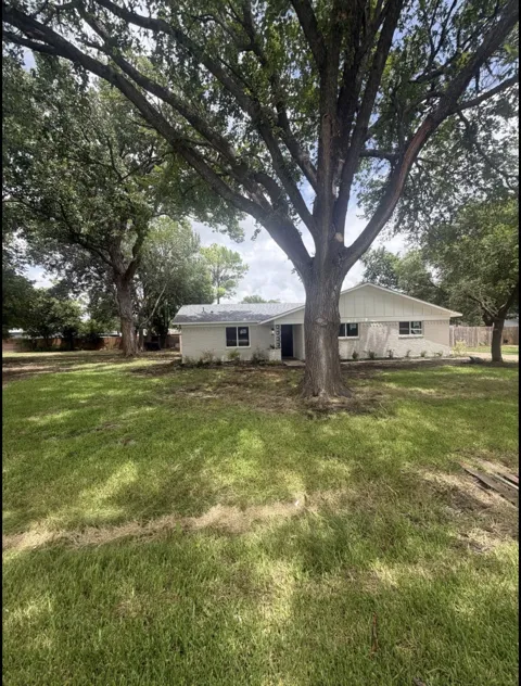3905 Link Lea Drive