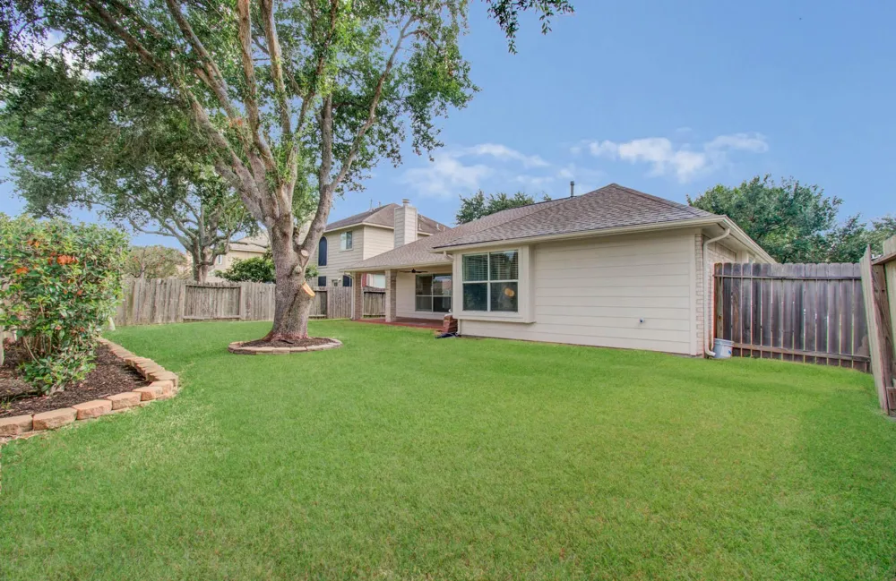 2311 Meadow Briar Drive Sugar Land, TX 77498