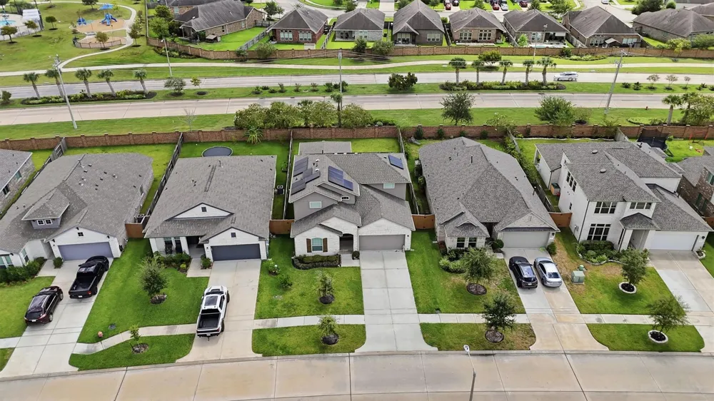 2526 Bayrose Drive La Marque, TX 77568