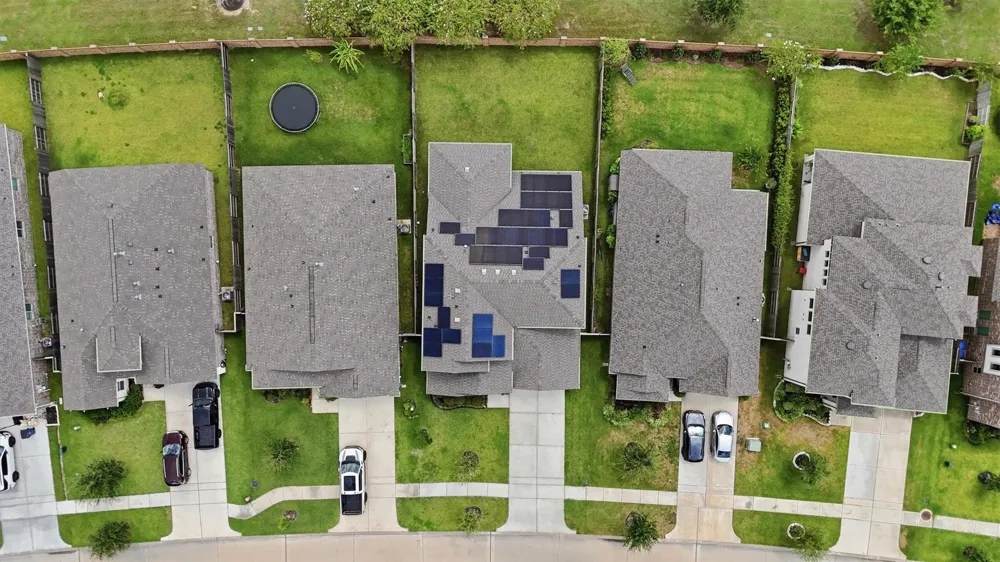 2526 Bayrose Drive La Marque, TX 77568