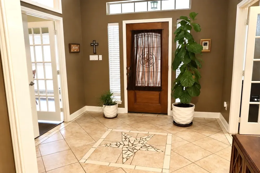 307 Standing Oaks Lane Sealy, TX 77474