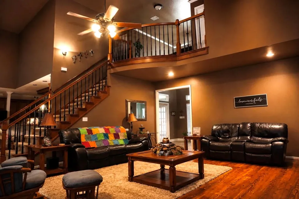 307 Standing Oaks Lane Sealy, TX 77474