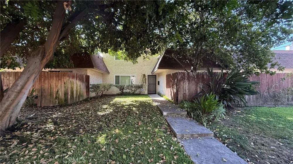 5572 Temple City Temple City, CA 91780
