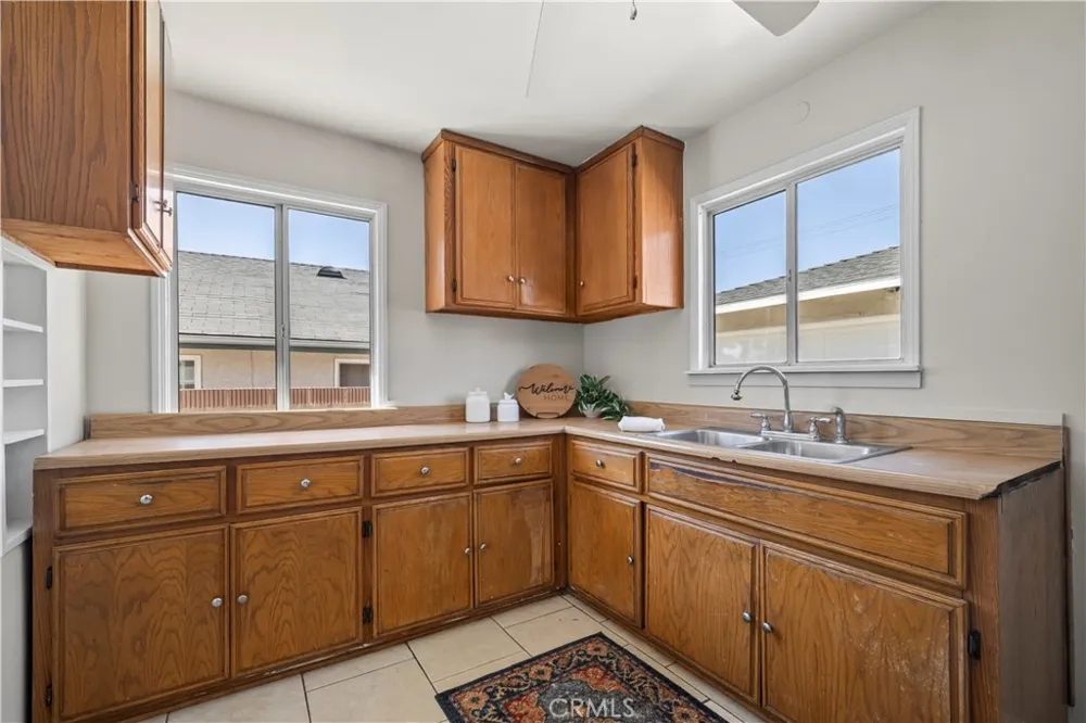 157 Alameda Avenue Azusa, CA 91702