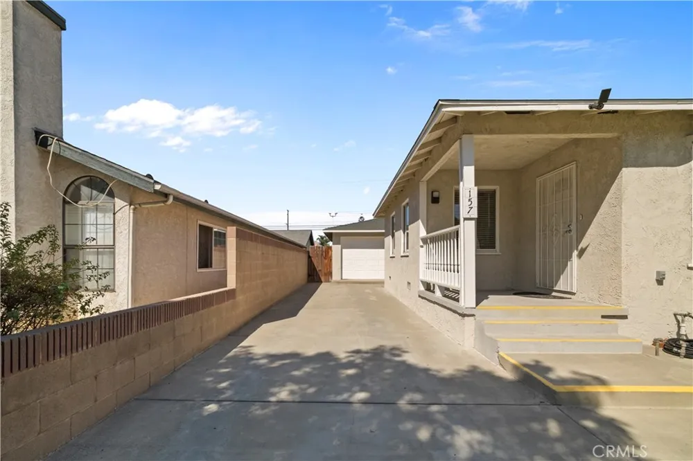157 Alameda Avenue Azusa, CA 91702