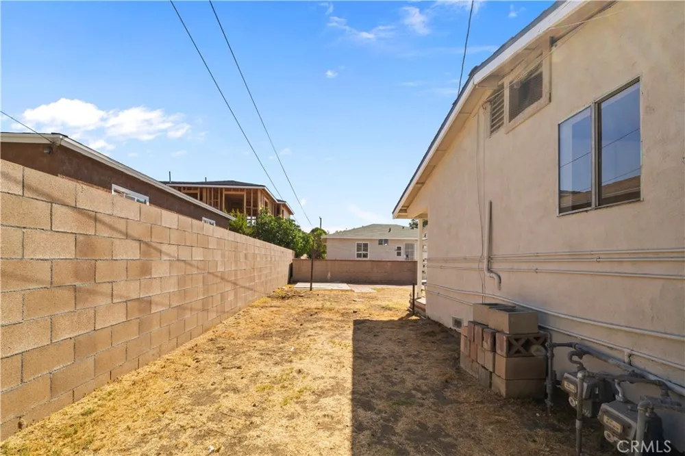 157 Alameda Avenue Azusa, CA 91702