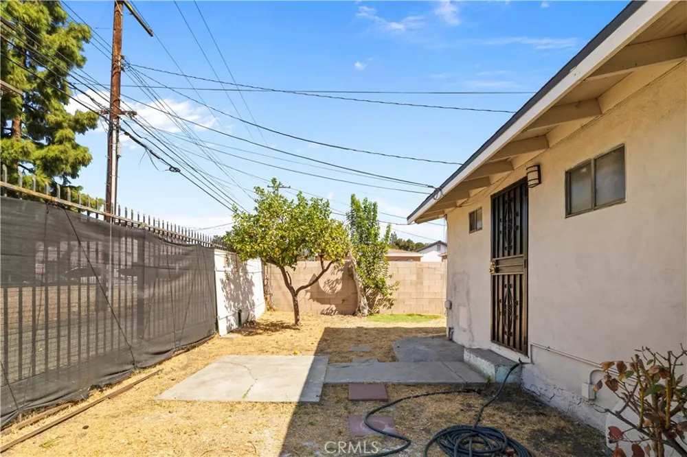 157 Alameda Avenue Azusa, CA 91702