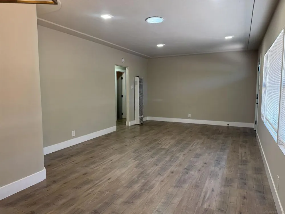 1661 Colfax Dr Lemon Grove, CA 91945