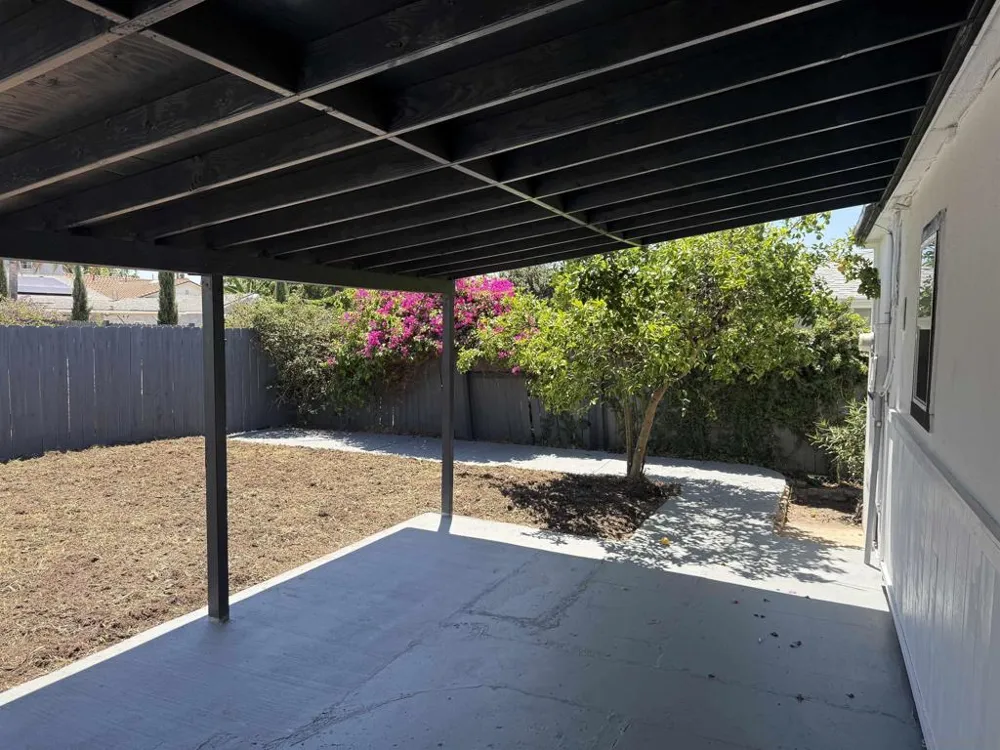 1661 Colfax Dr Lemon Grove, CA 91945