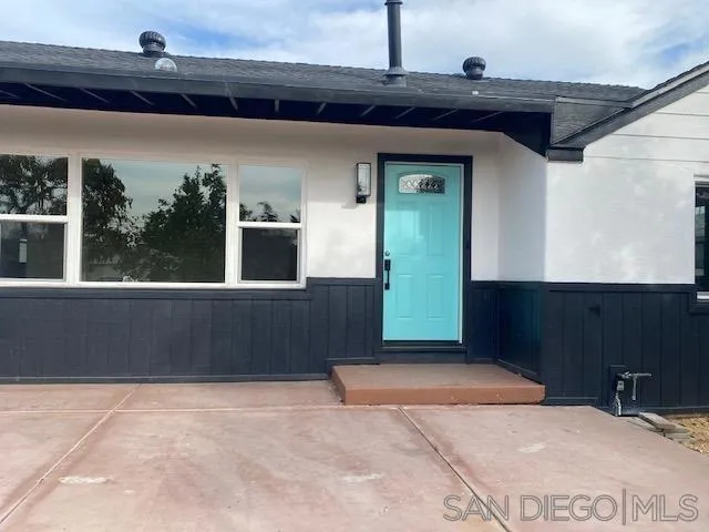 1661 Colfax Dr Lemon Grove, CA 91945