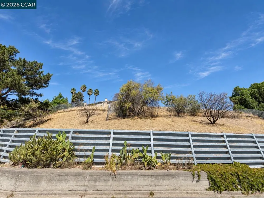 29 David Dr Concord, CA 94518