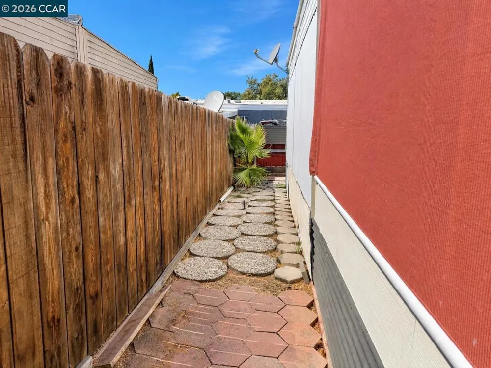 29 David Dr Concord, CA 94518