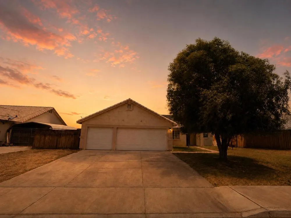 204 Shaded Palm Blythe, CA 92225