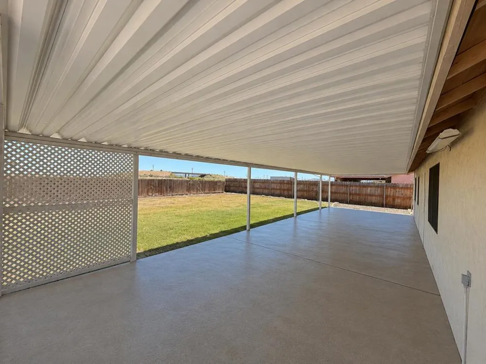 204 Shaded Palm Blythe, CA 92225