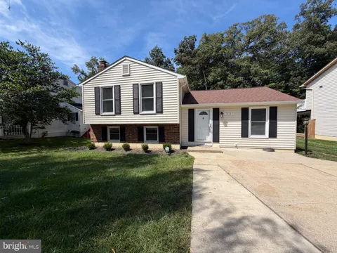 7606 FALLSWOOD WAY