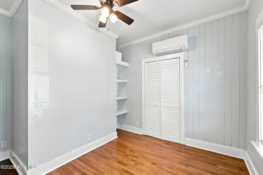 1112 Wilson Avenue Morehead City, NC 28557