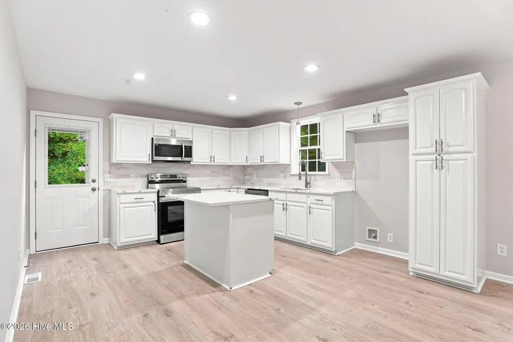 224 Lyons Road Whitakers, NC 27891