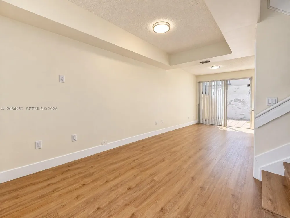 8745 SW 152nd Ave #215 Miami, FL 33193