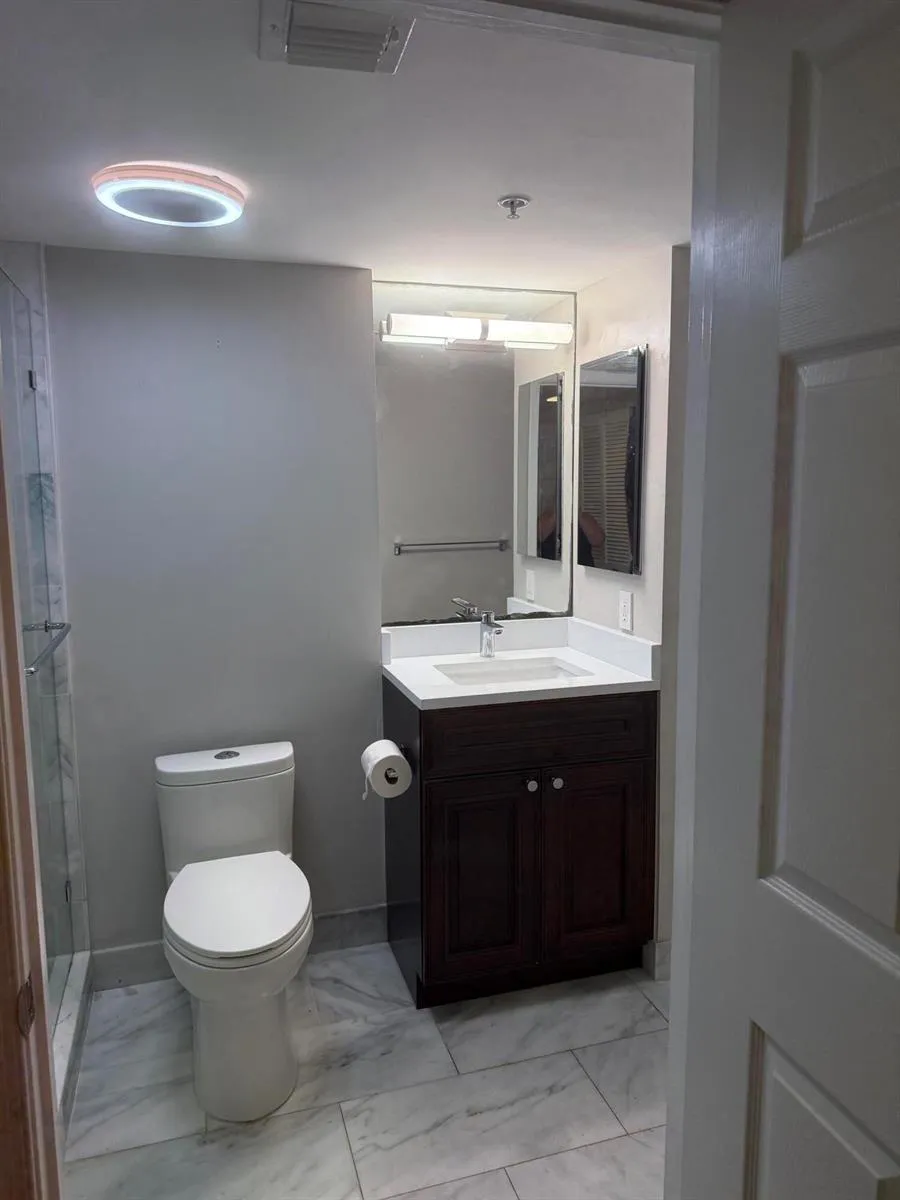 1801 FLAGLER DRIVE #418 West Palm Beach, FL 33407