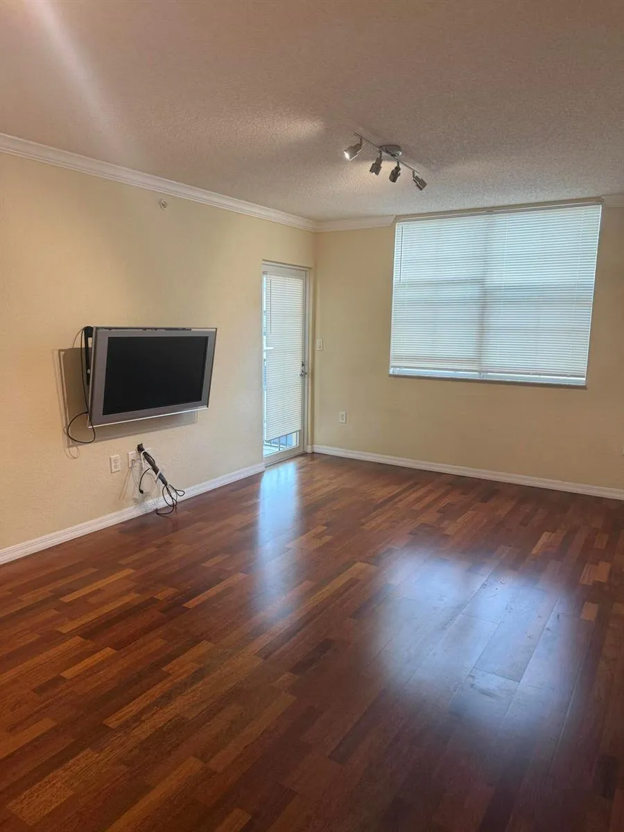 1801 FLAGLER DRIVE #418 West Palm Beach, FL 33407