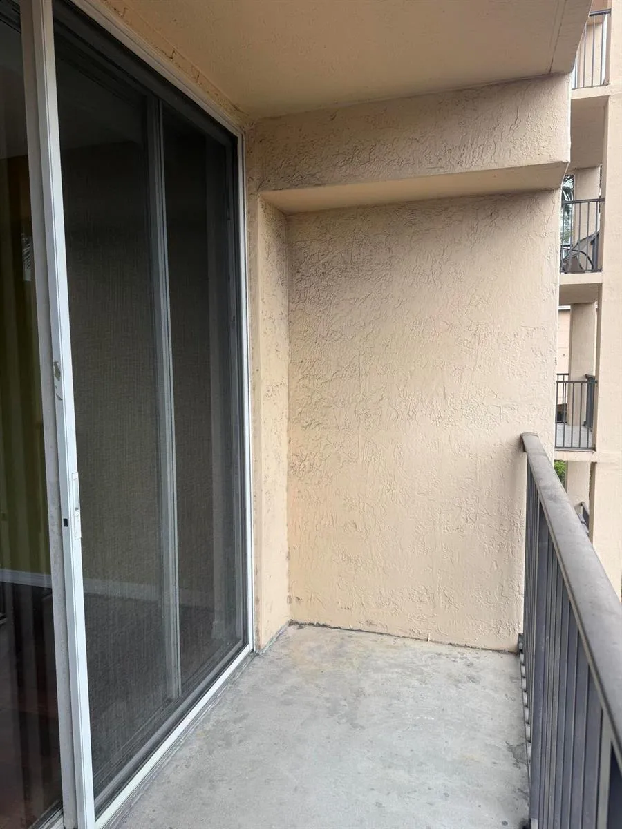 1801 FLAGLER DRIVE #418 West Palm Beach, FL 33407