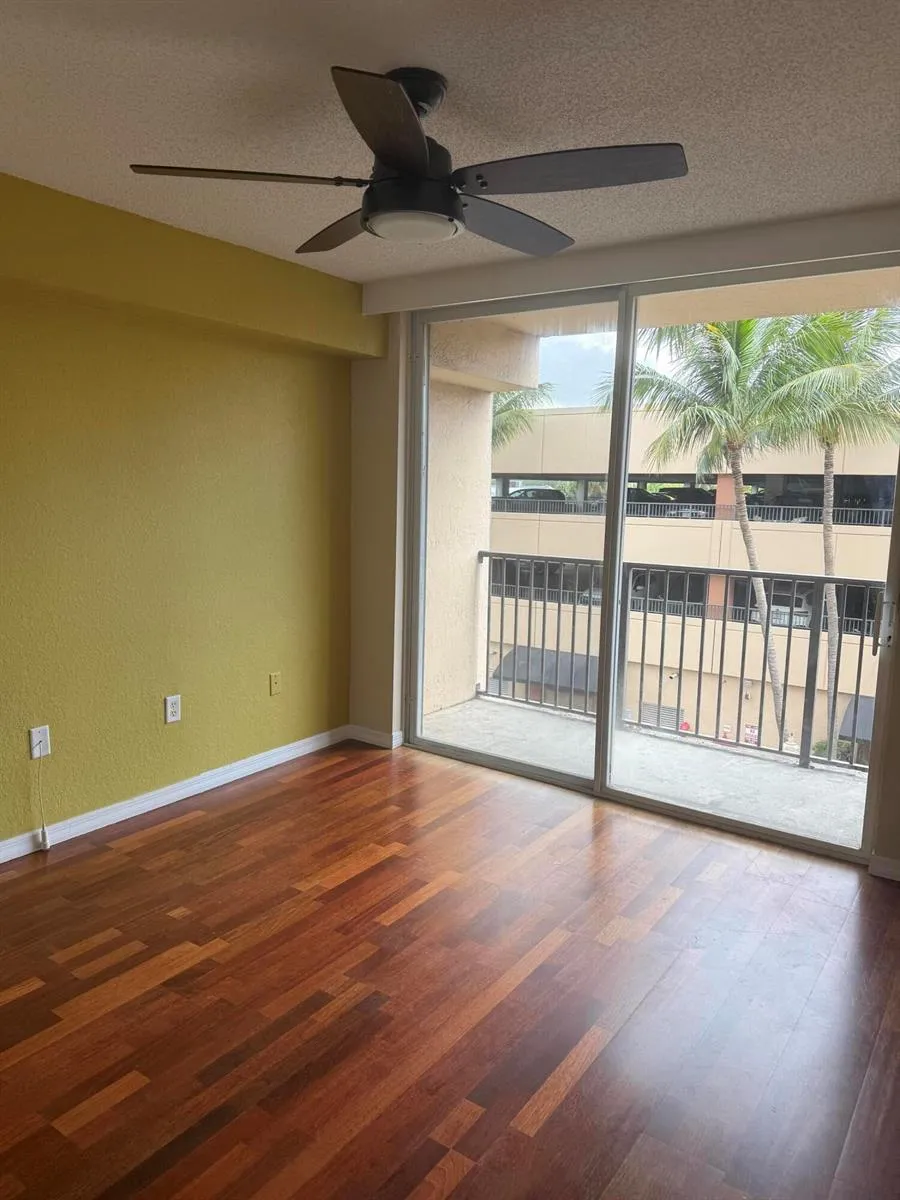 1801 FLAGLER DRIVE #418 West Palm Beach, FL 33407