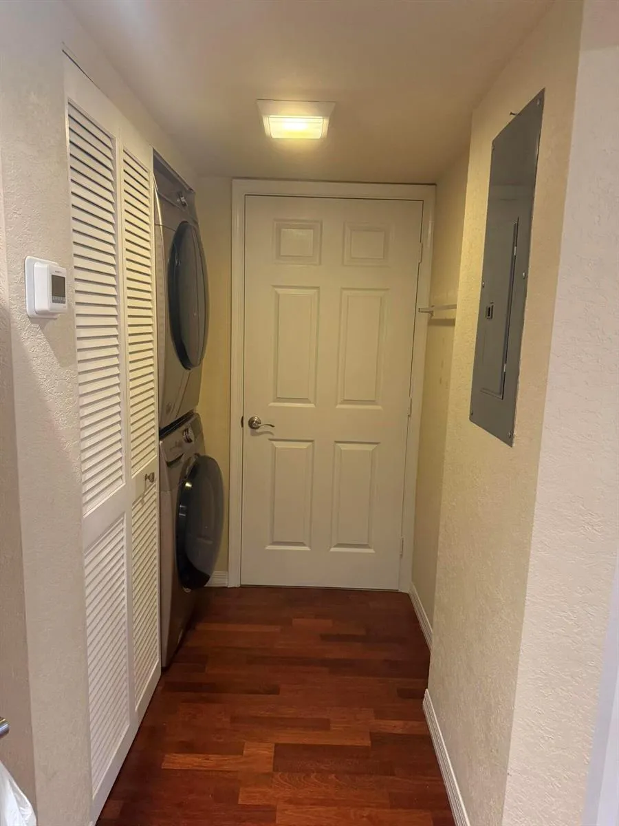 1801 FLAGLER DRIVE #418 West Palm Beach, FL 33407