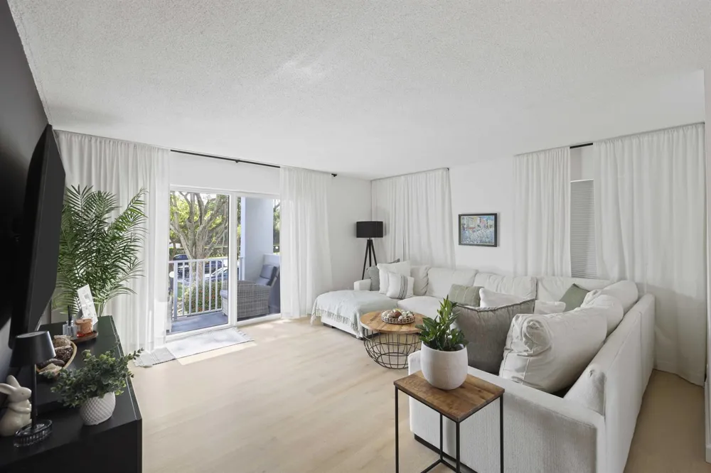 1111 S Ocean Boulevard #214 Boca Raton, FL 33432
