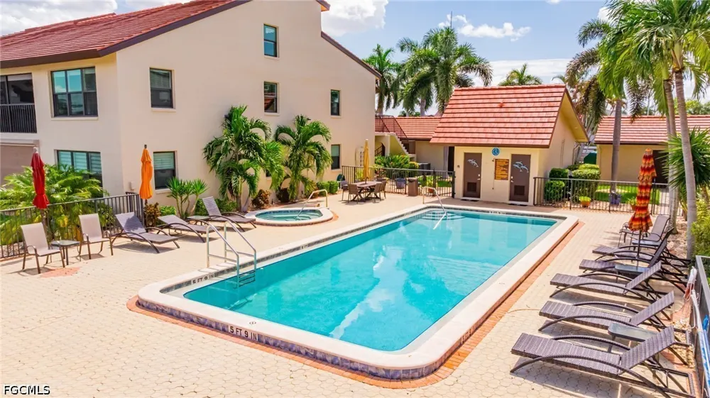 Sunnybrook Court #20 Cape Coral, FL 33904