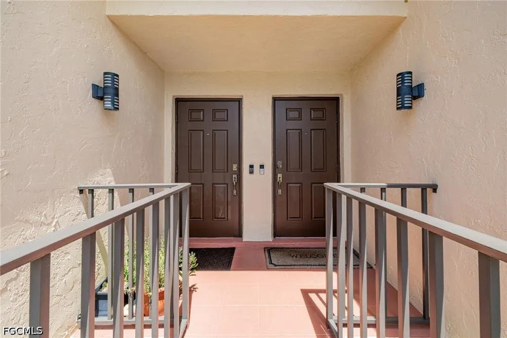 Sunnybrook Court #20 Cape Coral, FL 33904