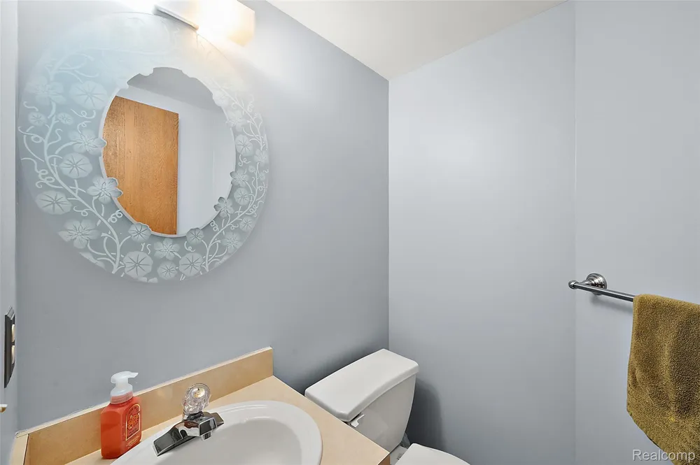 44555 Bunker Hill Drive Clinton Charter Township, MI 48038