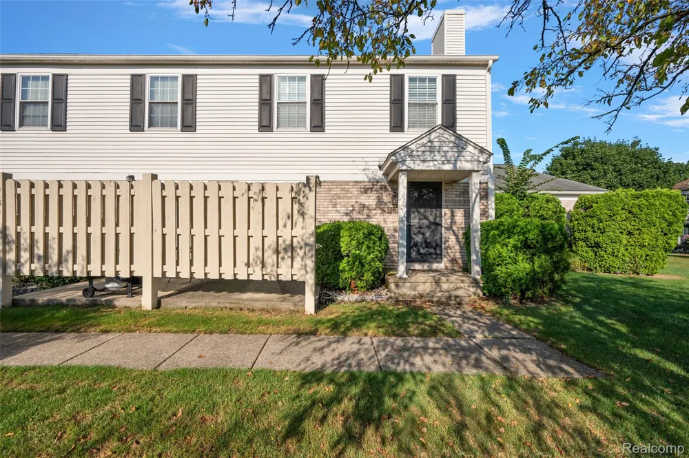 44555 Bunker Hill Drive Clinton Charter Township, MI 48038