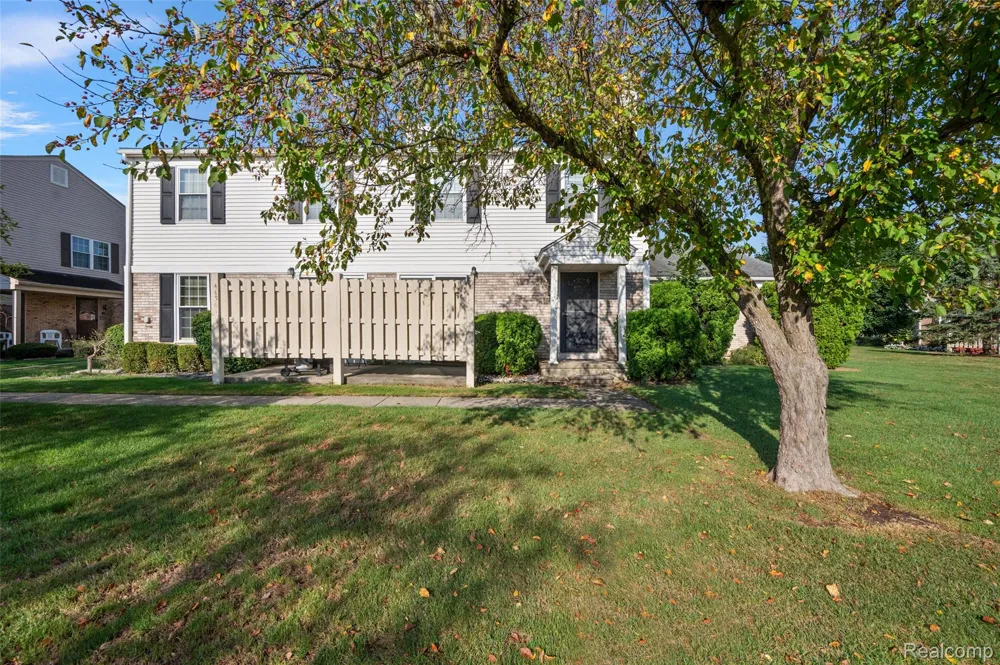 44555 Bunker Hill Drive Clinton Charter Township, MI 48038
