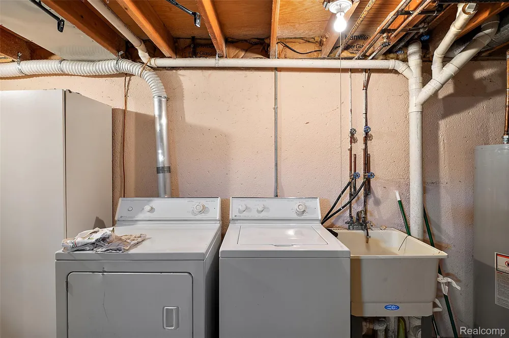 44555 Bunker Hill Drive Clinton Charter Township, MI 48038