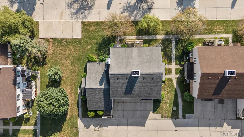 44555 Bunker Hill Drive Clinton Charter Township, MI 48038